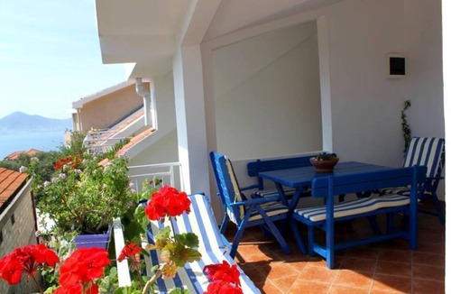 Sveti Stefan Apartment | Two bedrooms,two bathrooms,sea view, 6 per/MONTEN