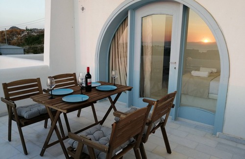 Maragas House | Two floor cycladic house