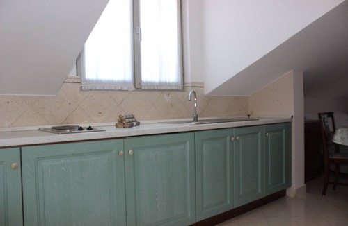 Dubovica Villa | U ponudi su sobe, apartmani i lux apartmani Klima,Wi-fi fizider kuhinja, parking