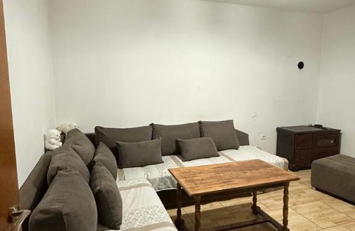 Sakës Apartment | Ulëz Nature Apartment