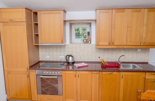 Mrcevac Apartment | Unique apartment with roof terrace, orchard and pool, 2 km to sea