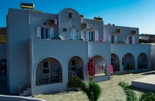 Oia Apartment | Unique Galini Oia - Adults Only