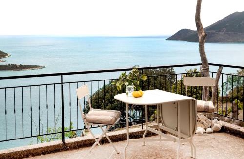 East Mani House | Unique Home with Serene Panoramic Views