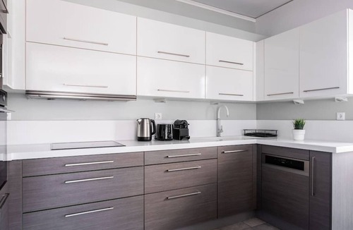 Khalandrion Apartment | Upscale 3BR Apartment in Chalandri