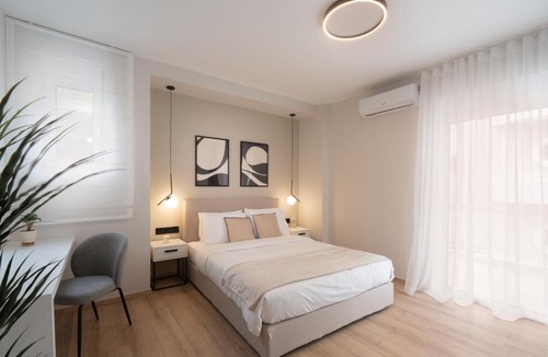 Chalandri Apartment | Upscale Apartment in Chalandri with Large Terrace