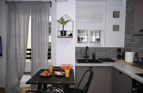 Kypseli Apartment | Urban Loft by Neuvel
