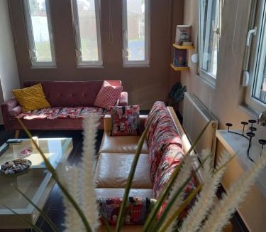 Karditsa Apartment | uRban Loft Living