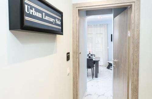 Neapoli-Sykies Apartment | Urban Luxury Side 2