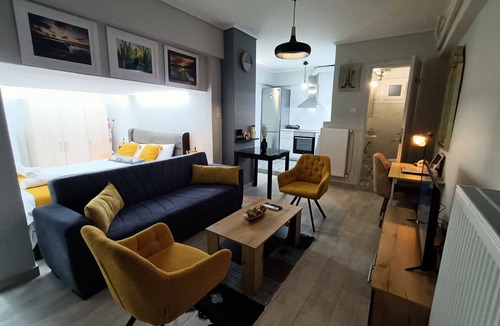 Pangrati Apartment | Urban Nest