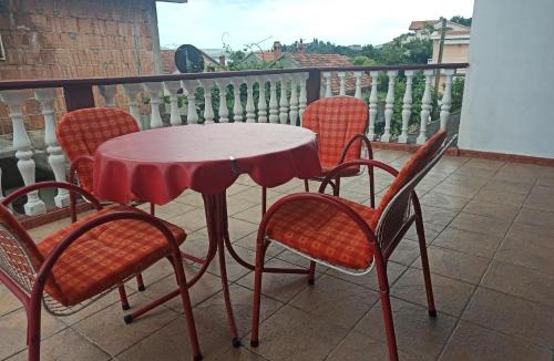 Kamenari Apartment | Uroš