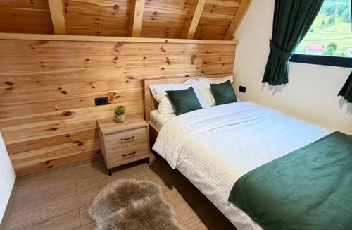Zabljak Villa | V Chalet