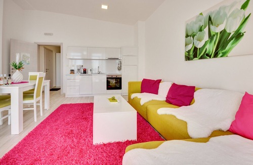 Bar Apartment | Vacation apartment/apartment for 4 guests with 91m² in Dobra Voda (265332)