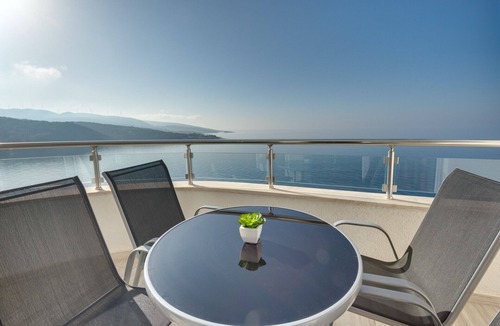Bar Apartment | Vacation apartment/apartment for 4 guests with 91m² in Dobra Voda (265332)