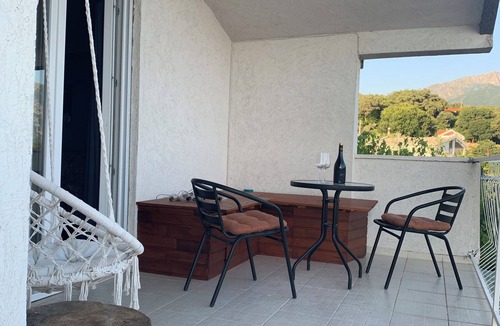 Susanj House | Vacation apartment in Montenegro. Quiet location near the sea. Welcome!