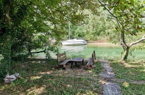 Donji Morinj House | Vacation Home Naluka