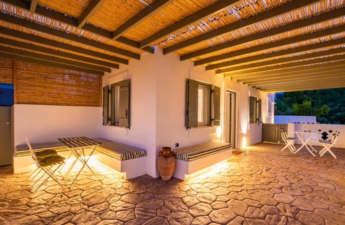 Voladha Apartment | Valandou Guesthouses - Boutique Apartments in Aperi, Karpathos