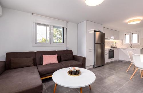 Limni Apartment | Valentina's apartment