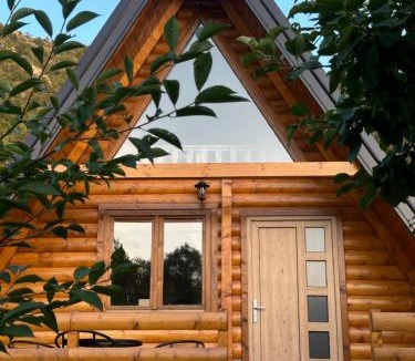 Virpazar Ski Chalet | Valley Nest