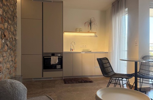 Varkiza Apartment | Varkiza Seaside Retreat/Elegant Coastal Escape