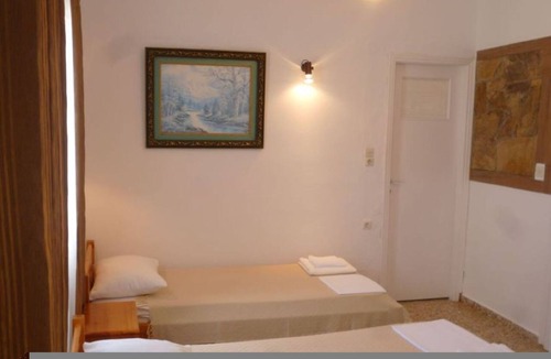 Ios House | Vasilis Ios Place Room 2