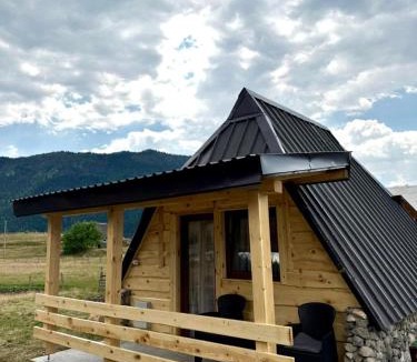 Njegovuđa Ski Chalet | Vekova koliba