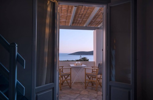 Antiparos Apartment | Velithra Maisonette, Divine Sea Views, Furnished Terrace, Antiparos