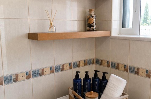Gefira Mpania Apartment | Vellora residence