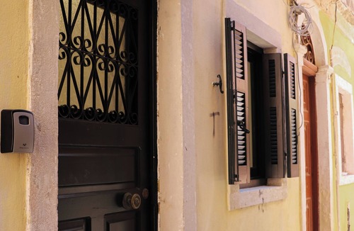 Old Town Apartment | Venetian Vicolo by Corfu Escapes