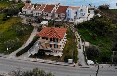 Perigiali Apartment | Venias Place