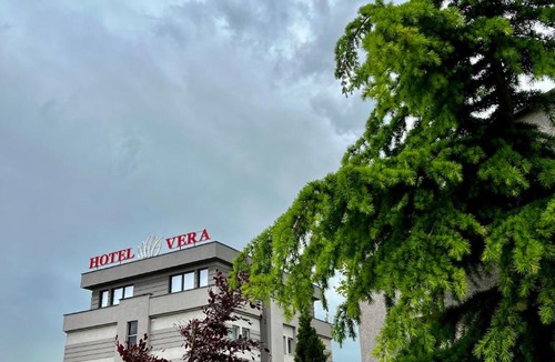 Sllatina e Madhe Hotel | Vera HOTEL-VILLA
