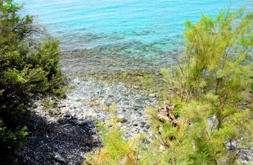Paralia Vergas Apartment | Verga Beachfront House Villa