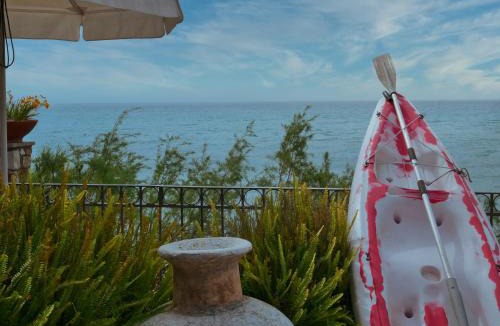 Paralia Vergas Apartment | Verga Beachfront House Villa