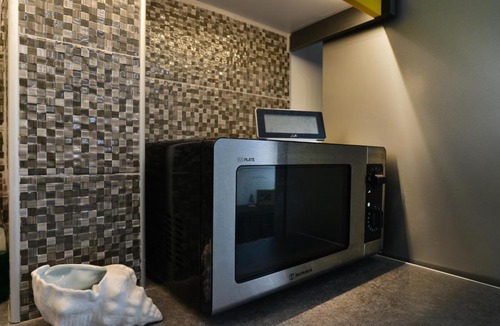 Nea Smirni Apartment | Vibrant flat in Nea Smyrni