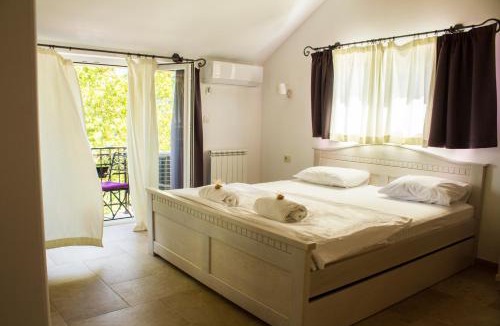 Virpazar Apartment | Vida`s house