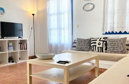 Parasporos House | View House in Paroikia Paros