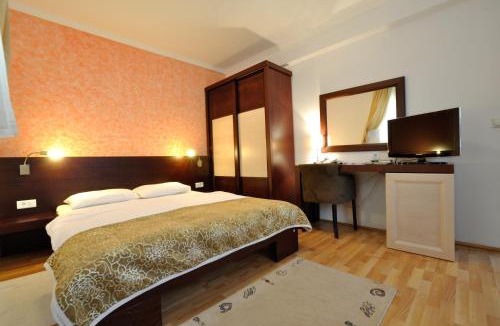 Petrovac Hotel | Vila Đurić - Ex Hotel Đurić
