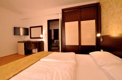 Petrovac Hotel | Vila Đurić - Ex Hotel Đurić
