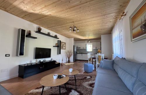 Kukes County Villa | Vila Curri