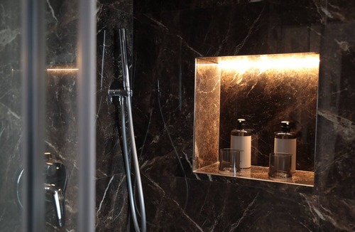 Tirana Hotel | Vila-L Hotel