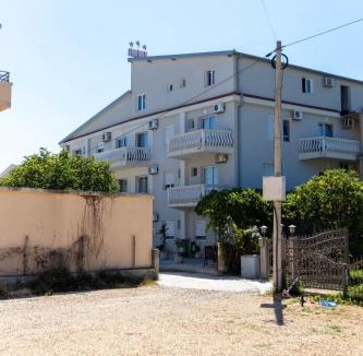 Gjerana Apartment | Vila Luxembourg