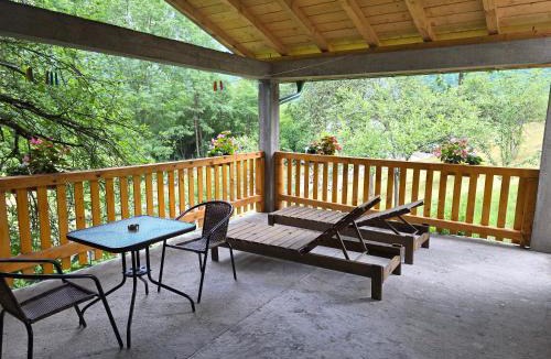 Montenegro House | Vila Montana