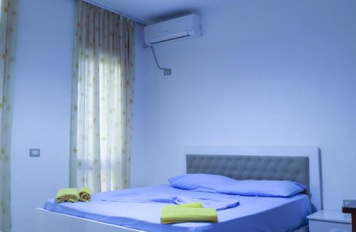Shkembi i Kavajes Hotel | Vila Namiku