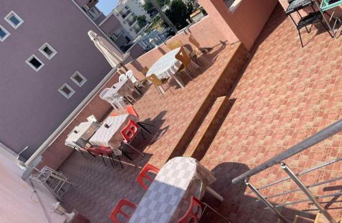 Dobra Voda House | Vila pink