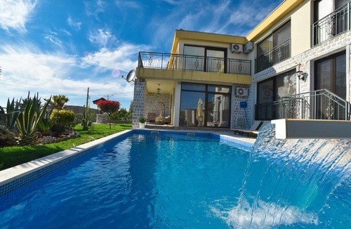 Krimovica Villa | Vila sa bazenom Emar, Budva