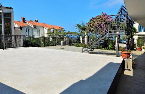Sveti Stefan Apartment | Vila Teodora
