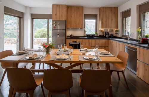 Vrachasi Villa | Villa Adagio - 5 bedroom villa with a heated eco-pool