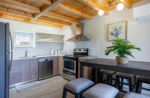 Vatos Villa | Villa Adriana - Three Bedroom Villa, Sleeps 6