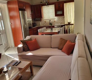 Nea Makri Villa | Villa Alexander