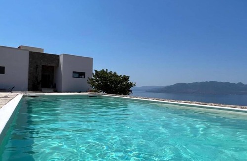 Kontos Villa | Villa Alisa