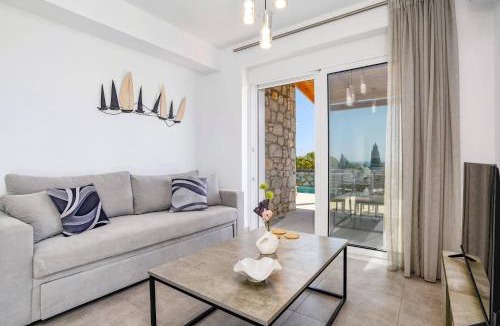 Gennadi Villa | Villa Amethyst Gem by Villa Plus